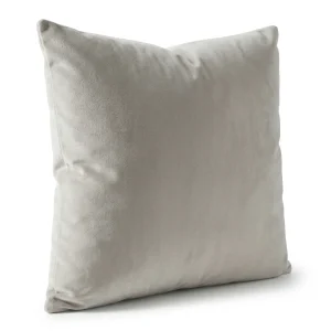 Cheqo® Sierkussen - Velvet Sierkussen - Fluwelen Sierkussen - Kussentje - Kussens Woonkamer - Kussens voor op de Bank - Sierkussen Bank - Sierkussen Bed - Lichtgrijs Sierkussen - Vierkant Sierkussen